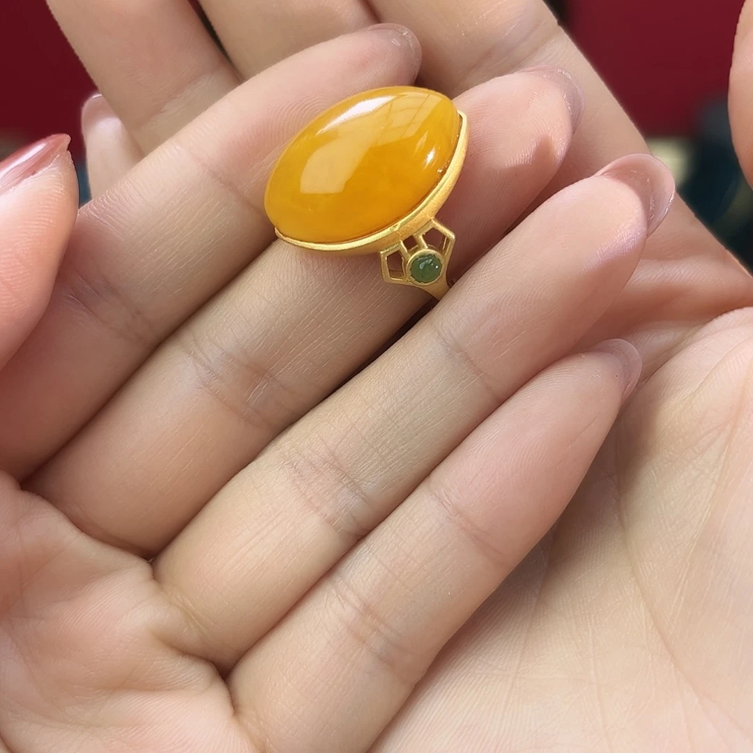 琥珀颈饰未镶嵌戒指