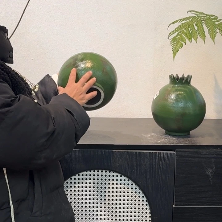 一***景德镇手工花器原创景德镇手工花器原创微瑕