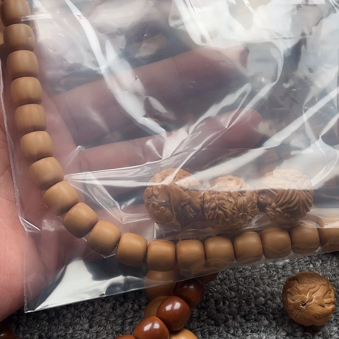猴头核桃吊坠道珠加三颗单颗