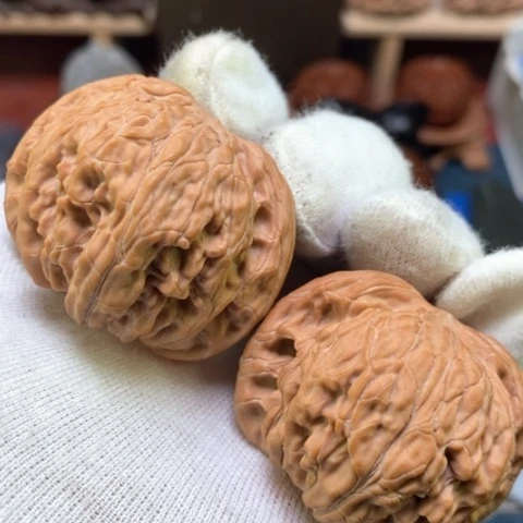 文玩核桃吊坠42全品白茬正磨盘