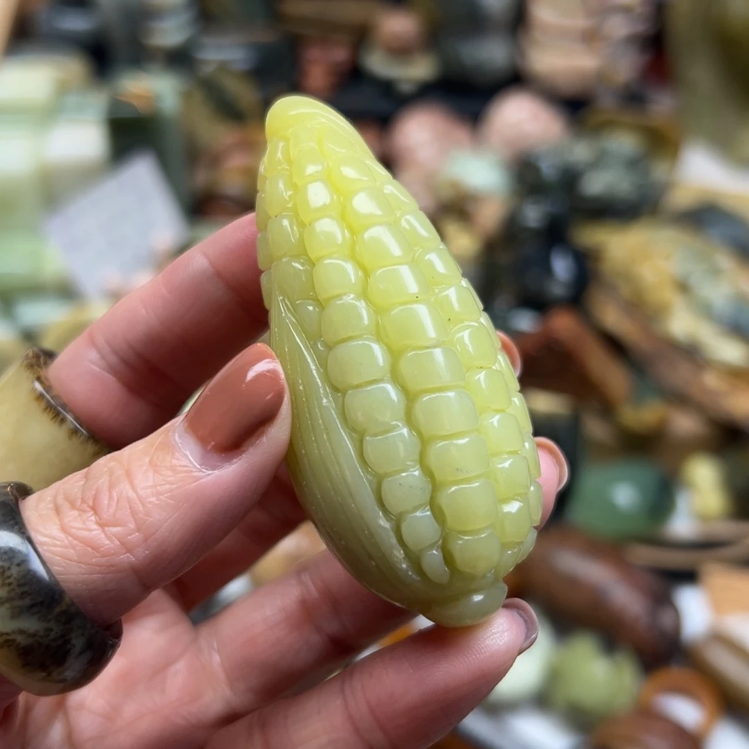 岫玉未镶嵌颈饰辽阳料玉米手玩