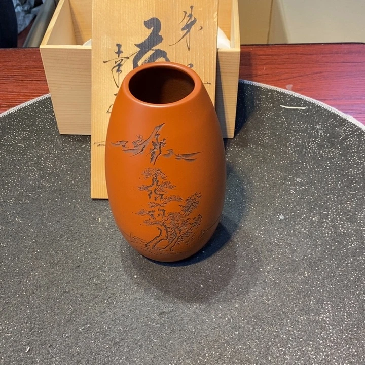 用***飞瓷片陶瓷艺术品制作工艺品