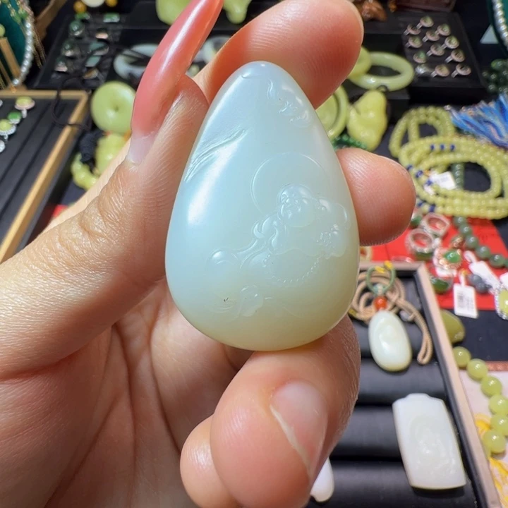 和田玉（白玉）颈饰未镶嵌15.6克米达吊坠