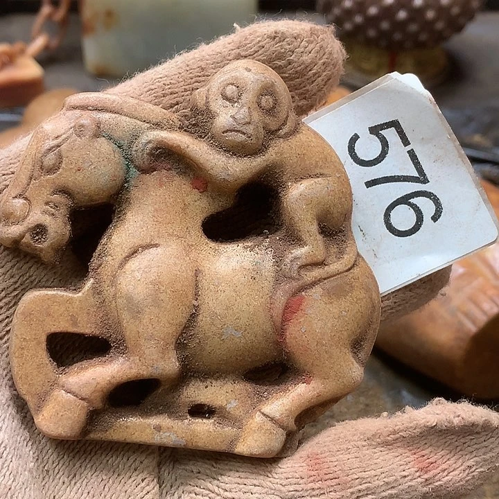 未镶嵌和田玉挂件