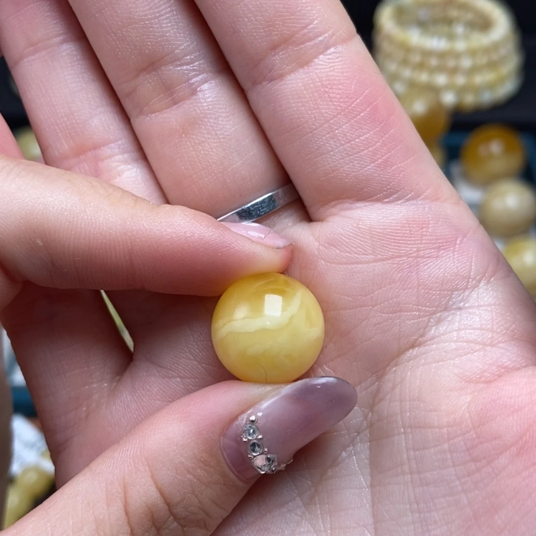 蜜蜡未镶嵌珠宝奇石14.8ml