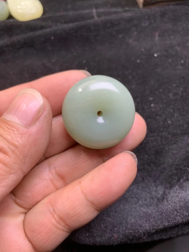 新疆和田玉老料且末蓝平安扣