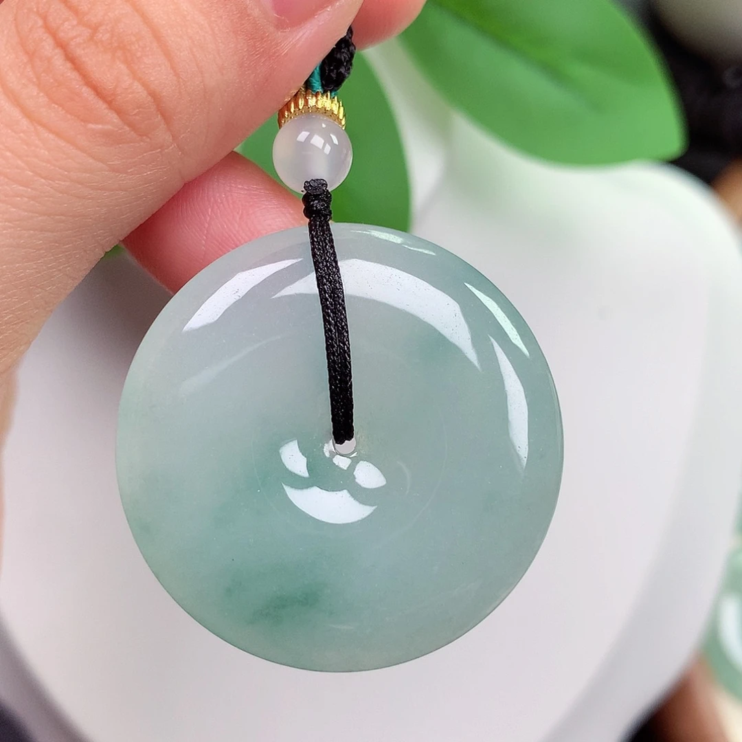 颈饰未镶嵌翡翠平安扣 34.4x5.7mm