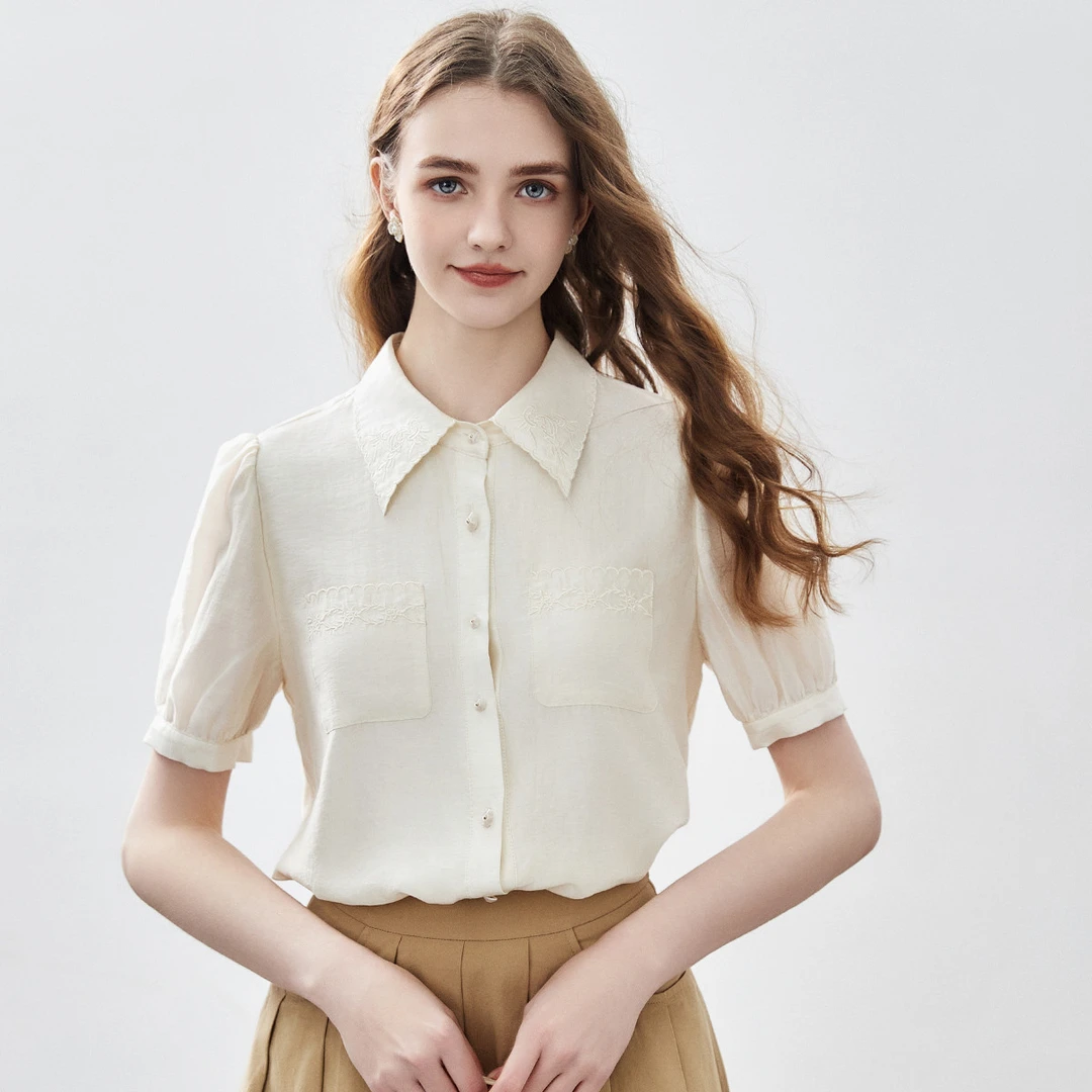 【粉丝专享】2025夏款纯色刺绣翻领短款时尚休闲透气百搭衬衫女