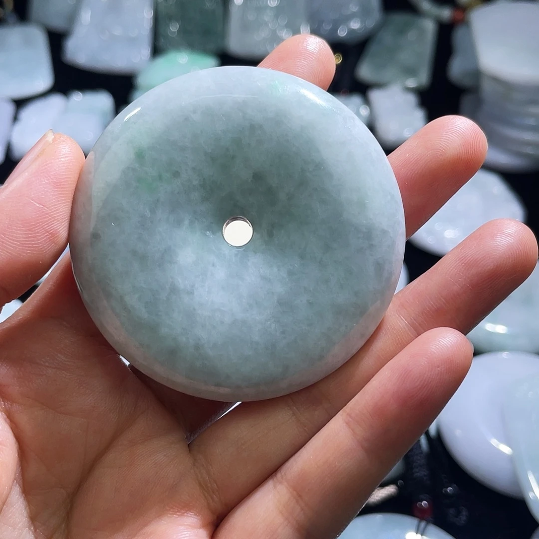 翡翠未镶嵌颈饰扣子