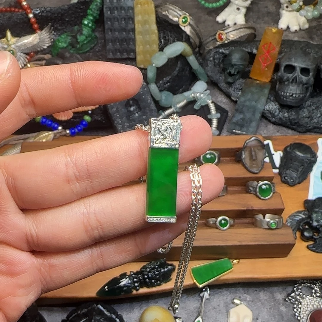 北****翡翠银S925镶嵌颈饰