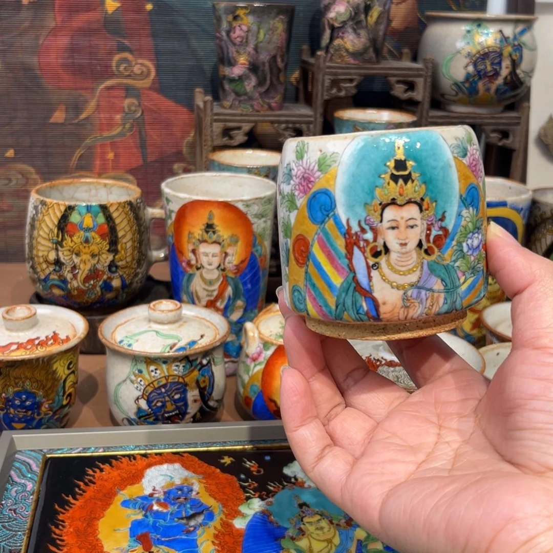 手工手绘虚空藏茶杯