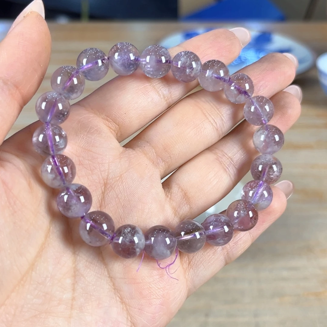 天然紫水晶。