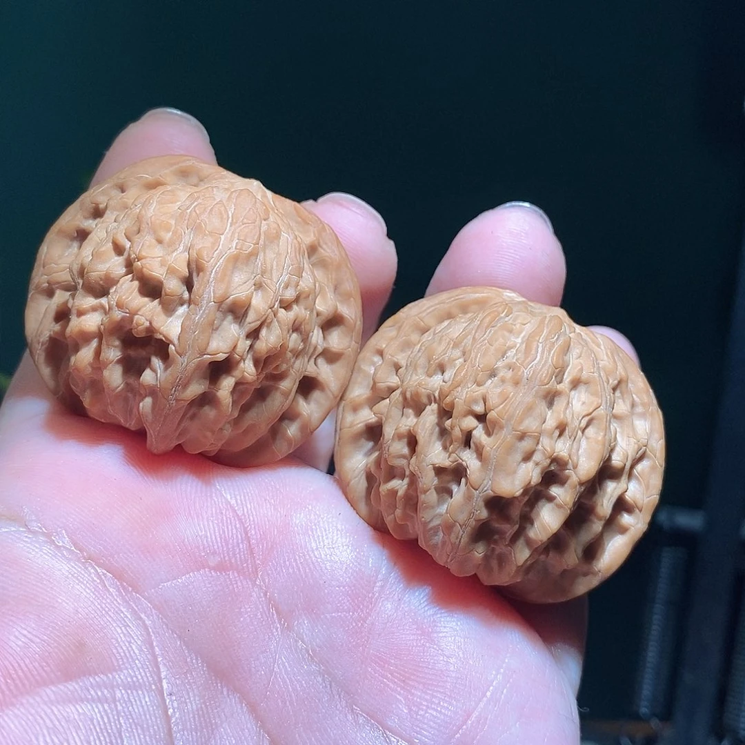 尔***玩把件文玩核桃44磨盘全品