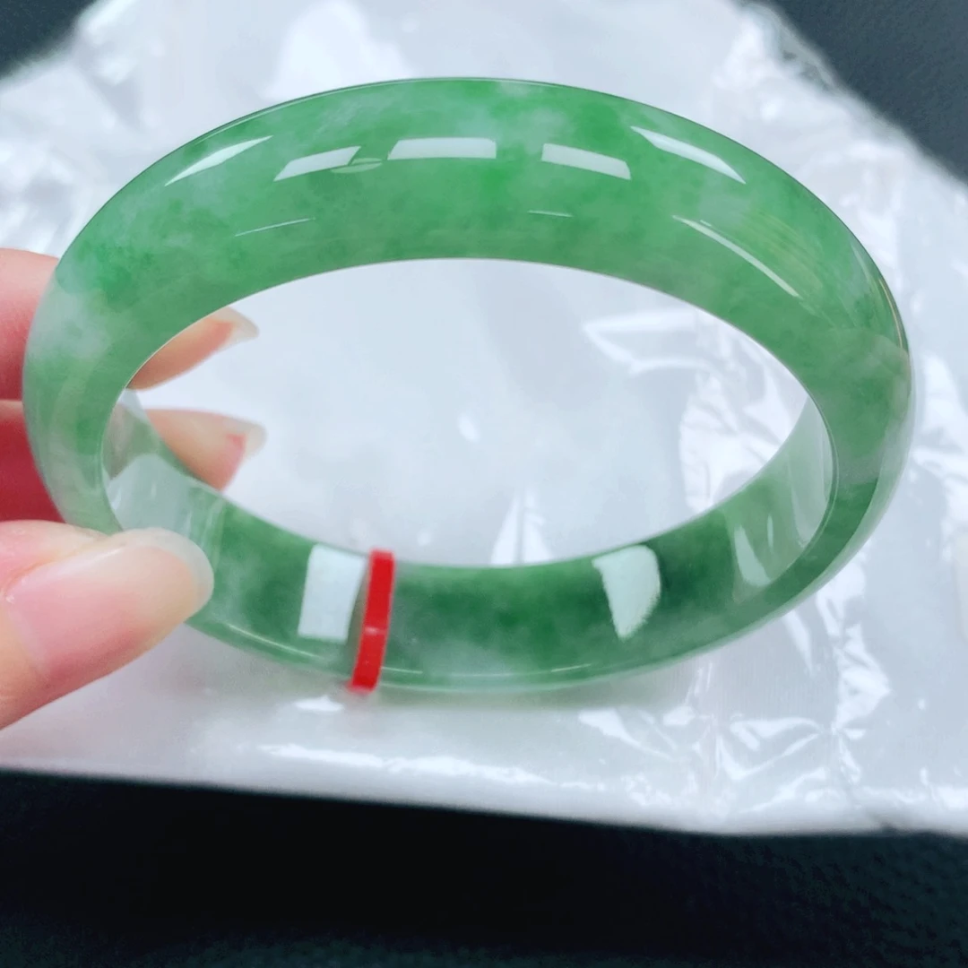 未镶嵌手镯翡翠58圈