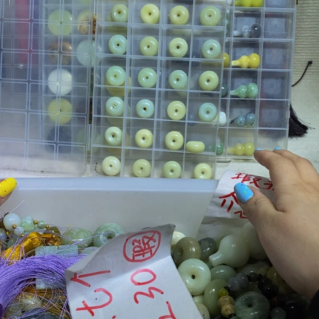 蛇纹石玉未镶嵌毛衣链435