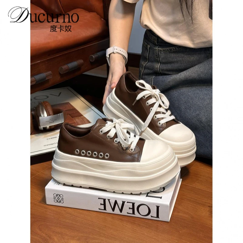 欧货时尚系带大头面包鞋女厚底松糕小白鞋百搭小个子增高休闲板鞋