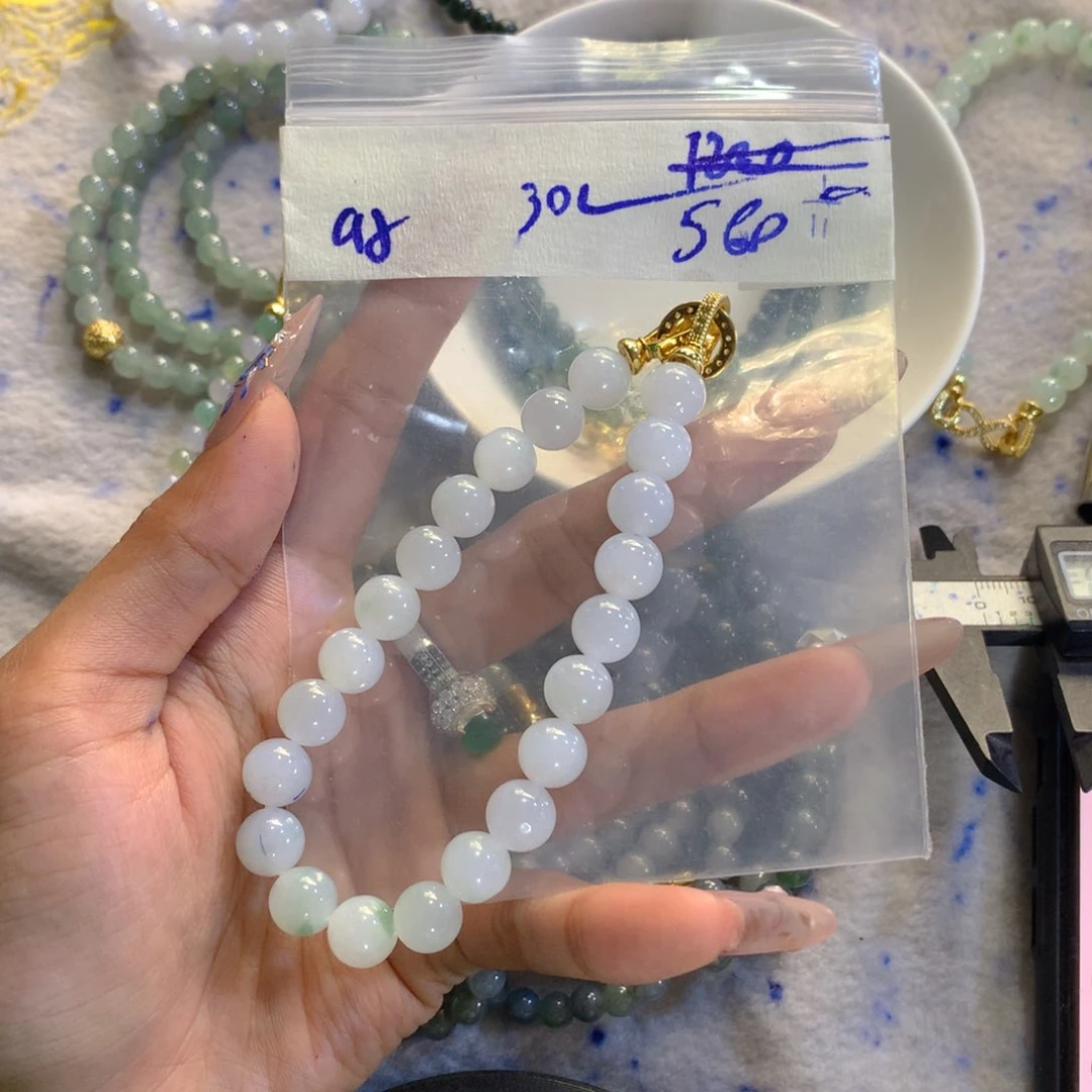 未镶嵌定制翡翠天然缅甸翡翠多样性