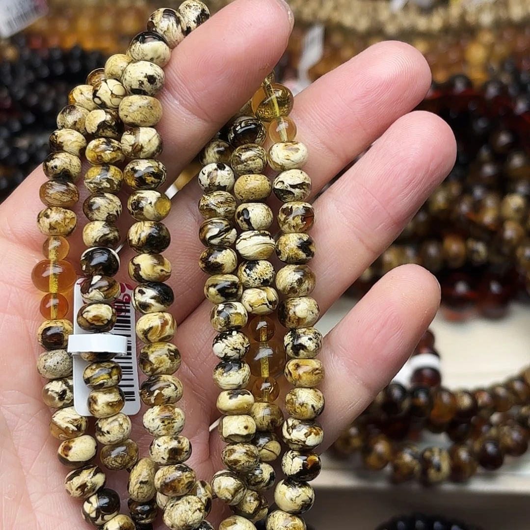 琥珀未镶嵌裸石七90384