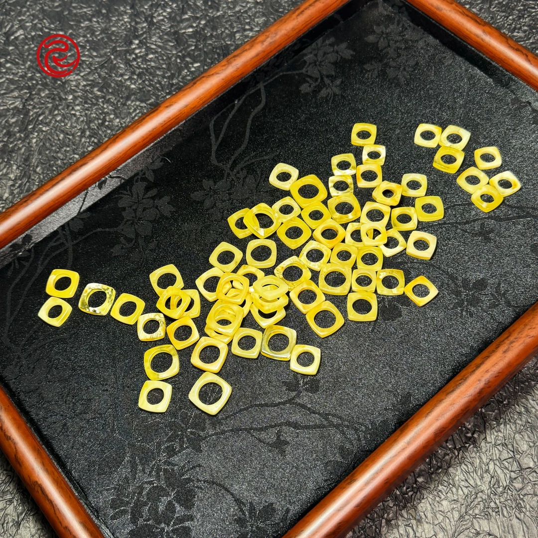 大魔王李栋  蜜蜡 0137 多样性发其一