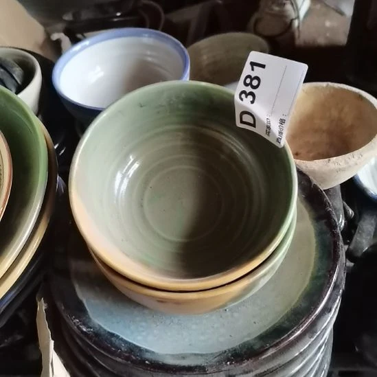 虎***哥瓷器微瑕不退不换2个