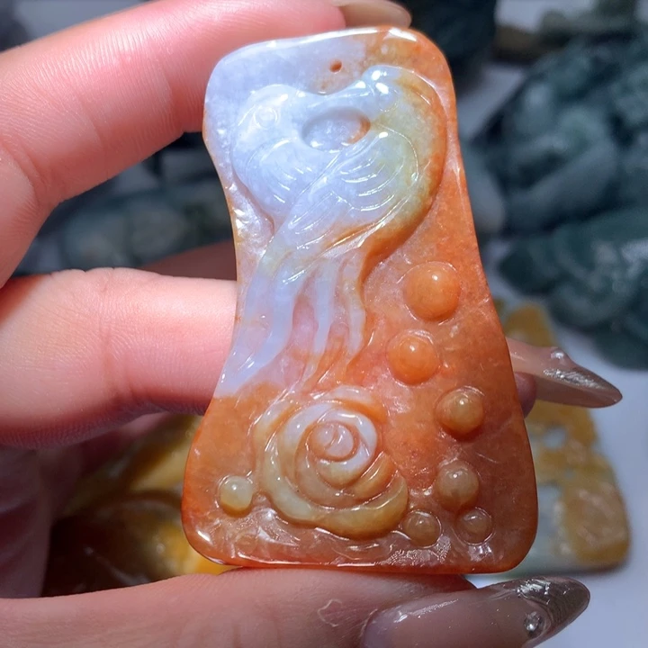 翡翠未镶嵌颈饰保真天然A货翡翠