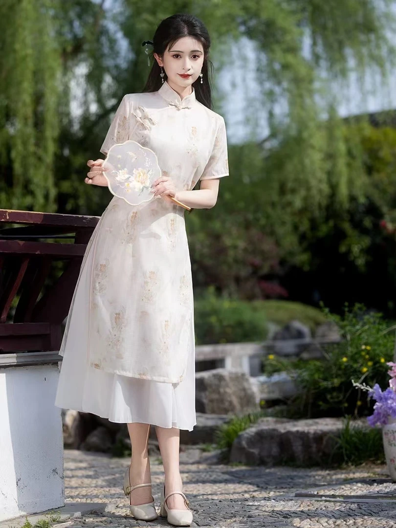 3210-米白底 黄花 【窈窕淑女】改良 奥戴 旗袍