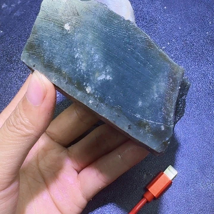 未镶嵌和田玉珠宝半成品