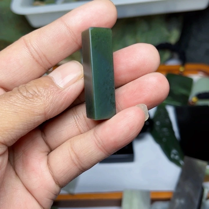 未镶嵌和田玉珠宝半成品
