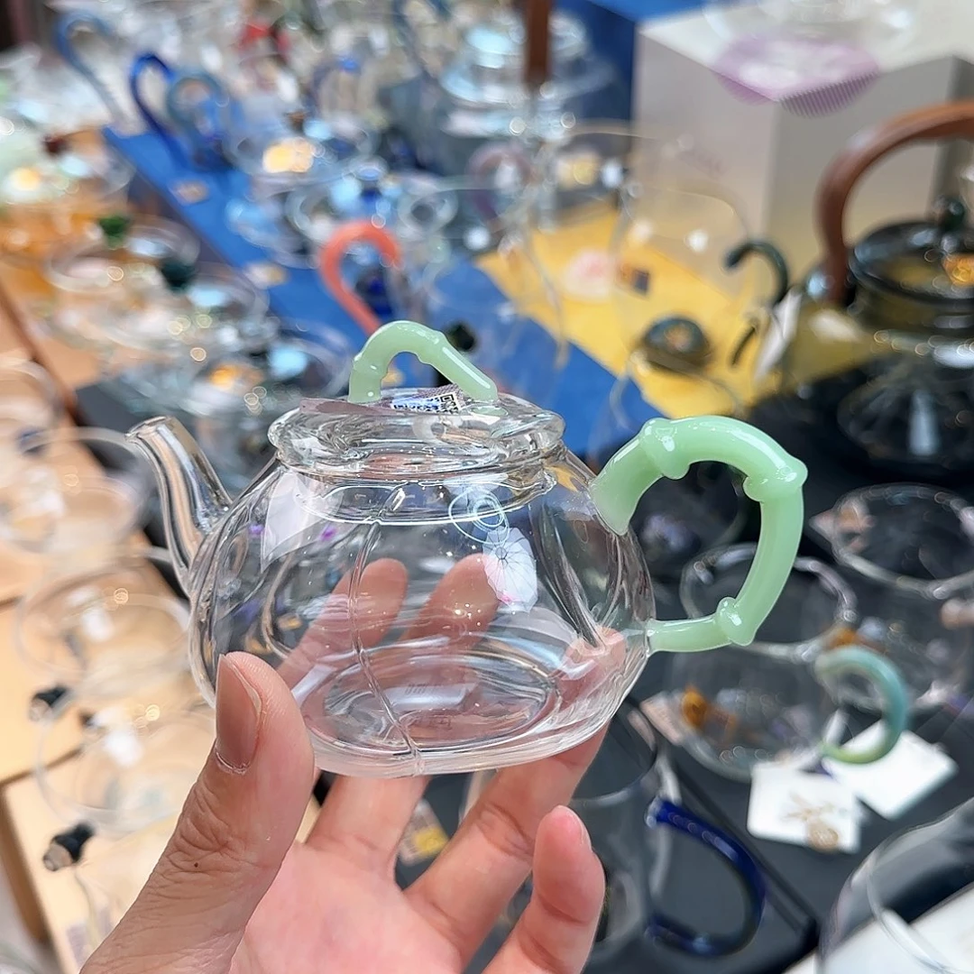 禾器君漾壶浅玉色