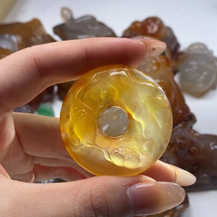 玛瑙/玉髓合金颈饰