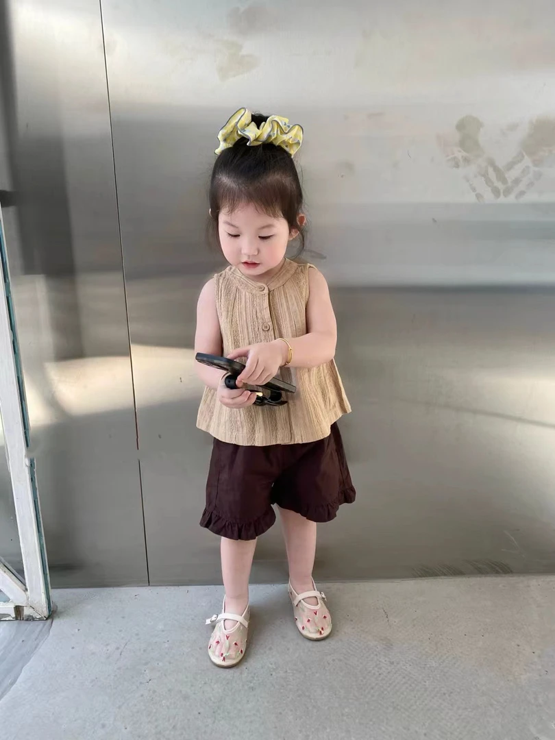 韩系咖色女宝短袖短裤套装儿童夏季韩版女童背心短裤休闲百搭套装