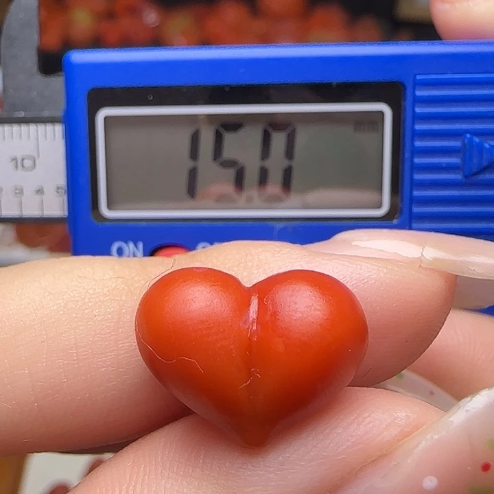 南红玛瑙未镶嵌颈饰