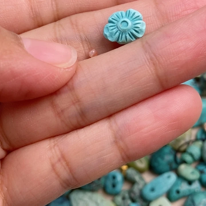 南红玛瑙未镶嵌珠宝奇石