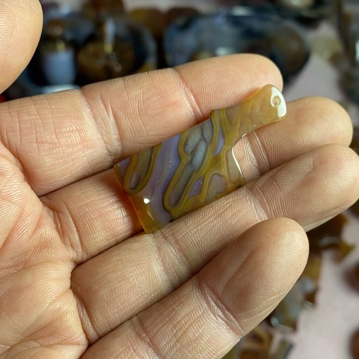 玛瑙/玉髓未镶嵌珠宝奇石