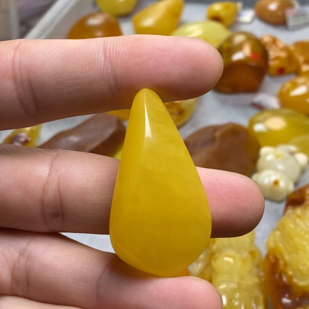 琥珀未镶嵌裸石蜜蜡