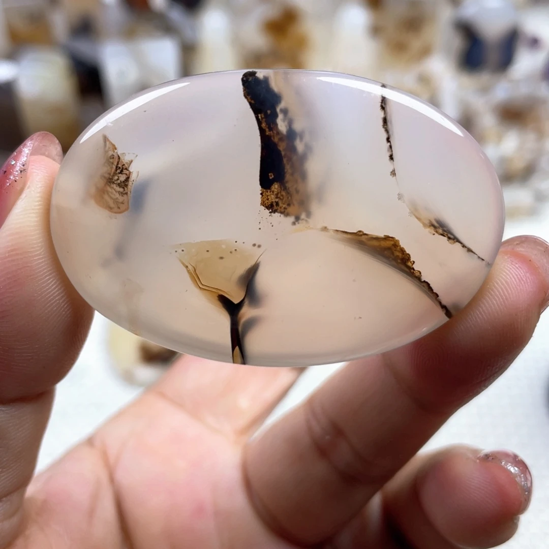 玛瑙/玉髓未镶嵌颈饰