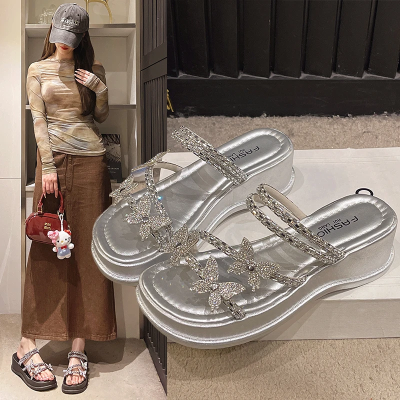 韩版女水钻蝴蝶时尚坡跟仙女风厚底平底两穿凉鞋一字带凉拖鞋