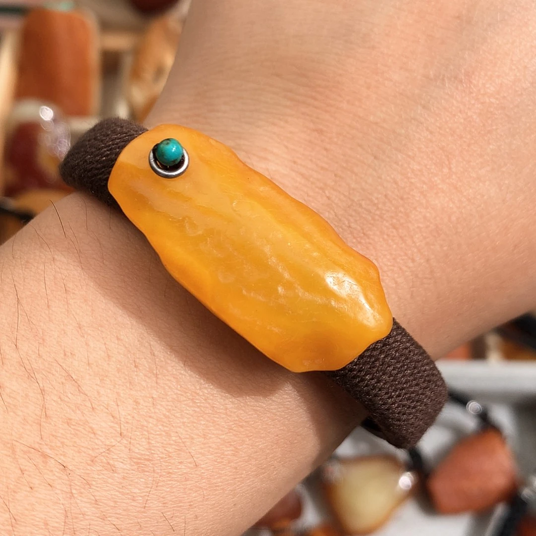 蜜蜡裸石未镶嵌你