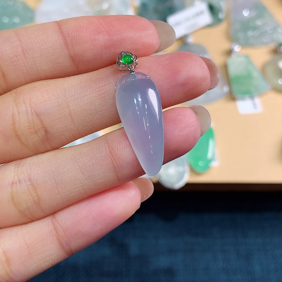 翡翠吊坠(不含链)18K金镶嵌