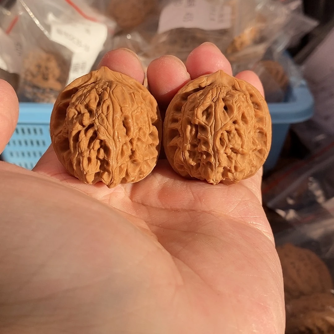 1文玩核桃火麒麟35-514