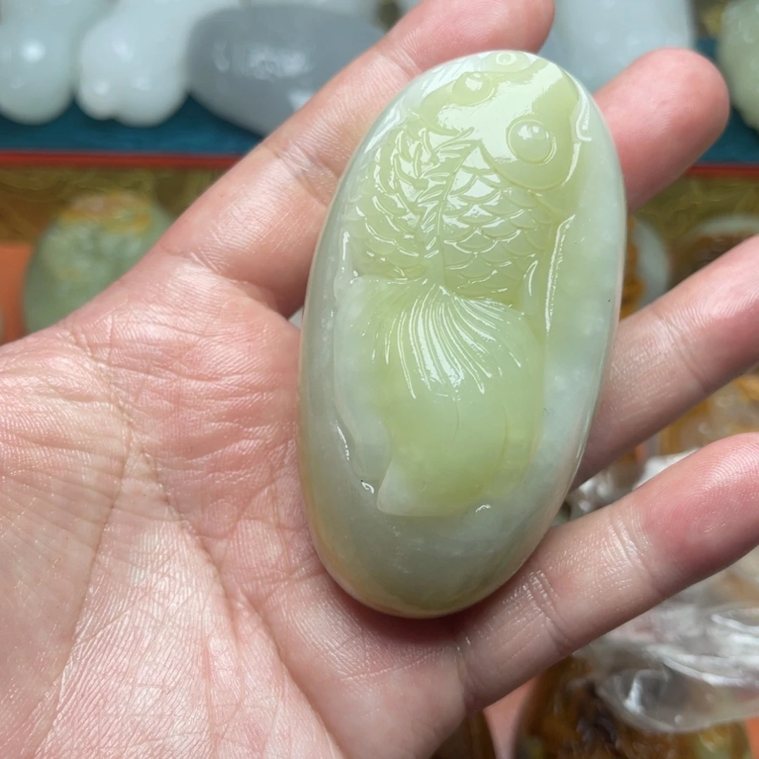 石材天然方解石手把件不退换