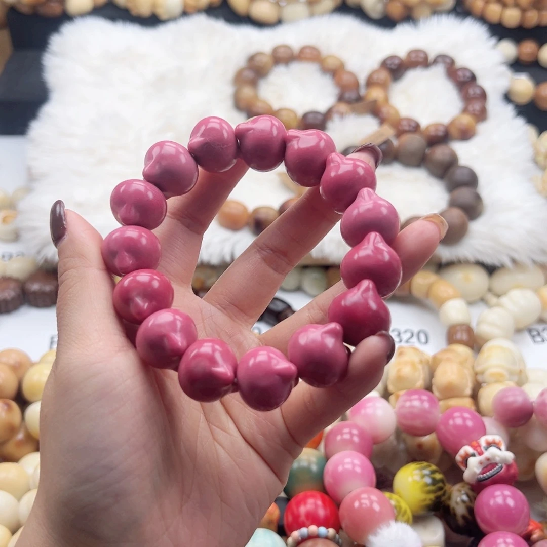 吊坠白玉菩提20卡猫猫头