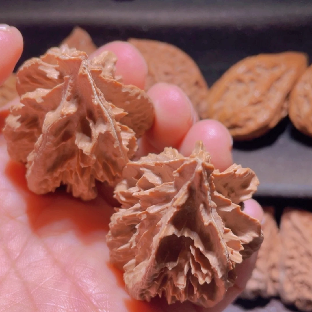 【闪购商品】文玩核桃把件东北楸子11