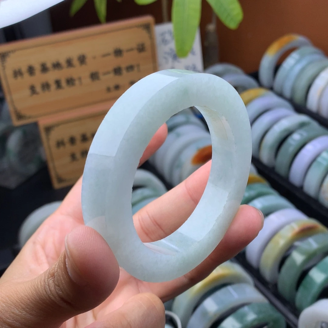 未镶嵌手镯定制翡翠定制手镯