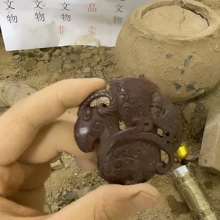 未镶嵌啊啊啊啊啊啊啊啊啊硅化玉