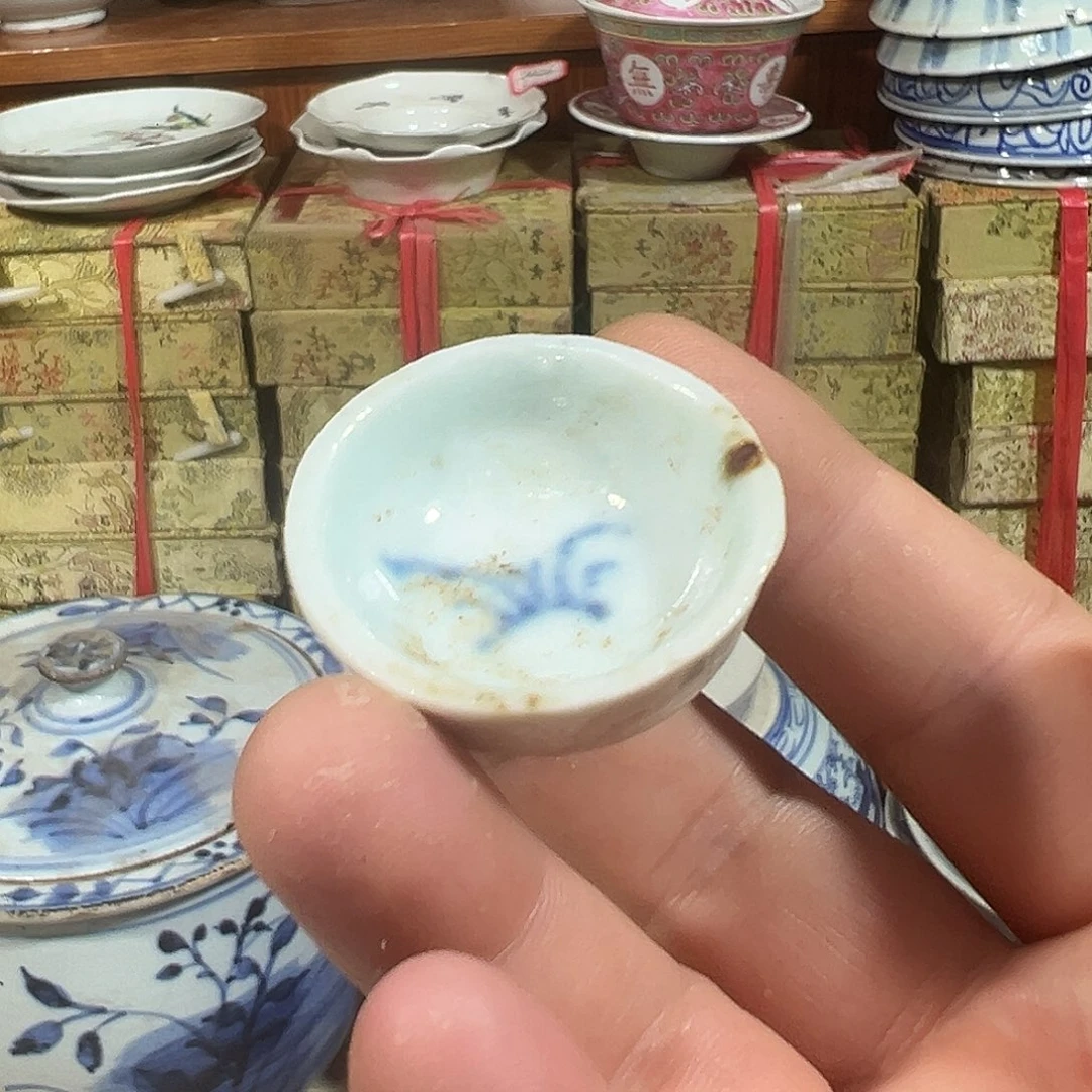 瓷片青花兰草蝈蝈食罐