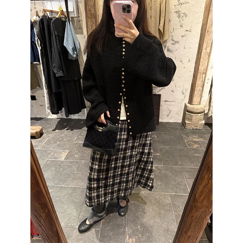 法式小香风气质排扣简约时尚显瘦针织开衫上衣秋冬复古格子半身裙