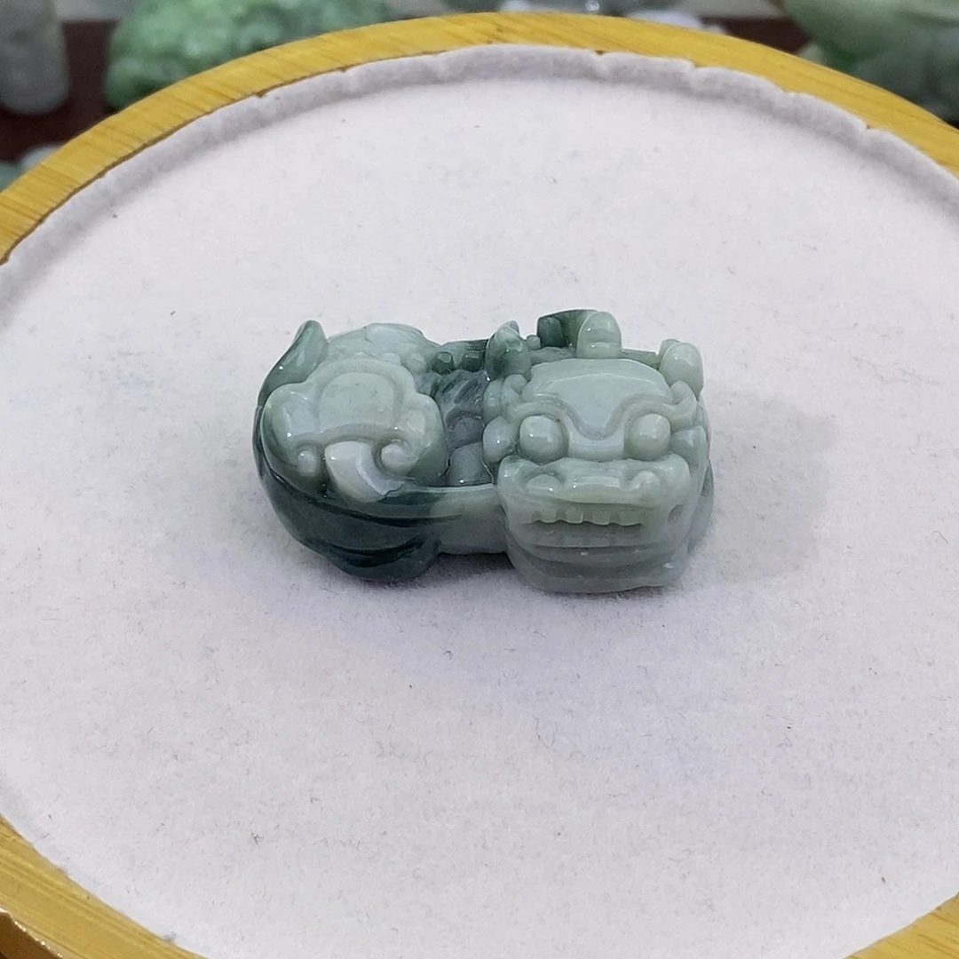 裸石翡翠天然缅甸A货翡翠 大貔貅