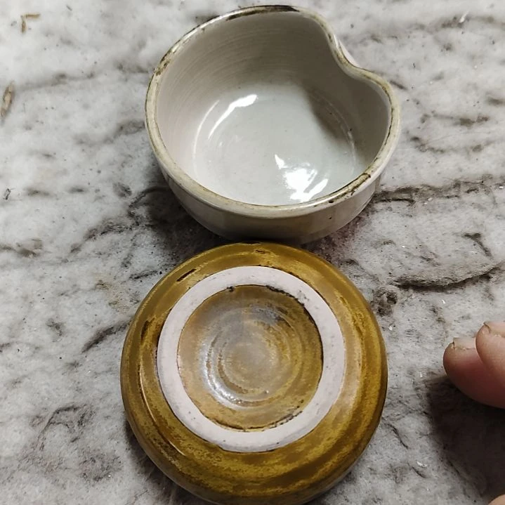 瓷片瓷器，各种摆件，瓷片，