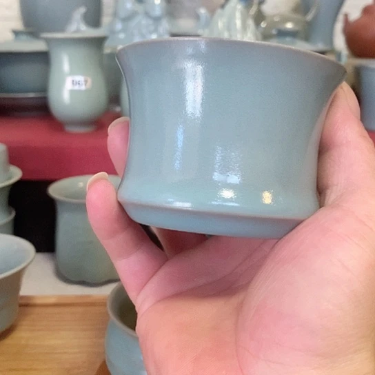 原产地汝瓷，束腰杯，